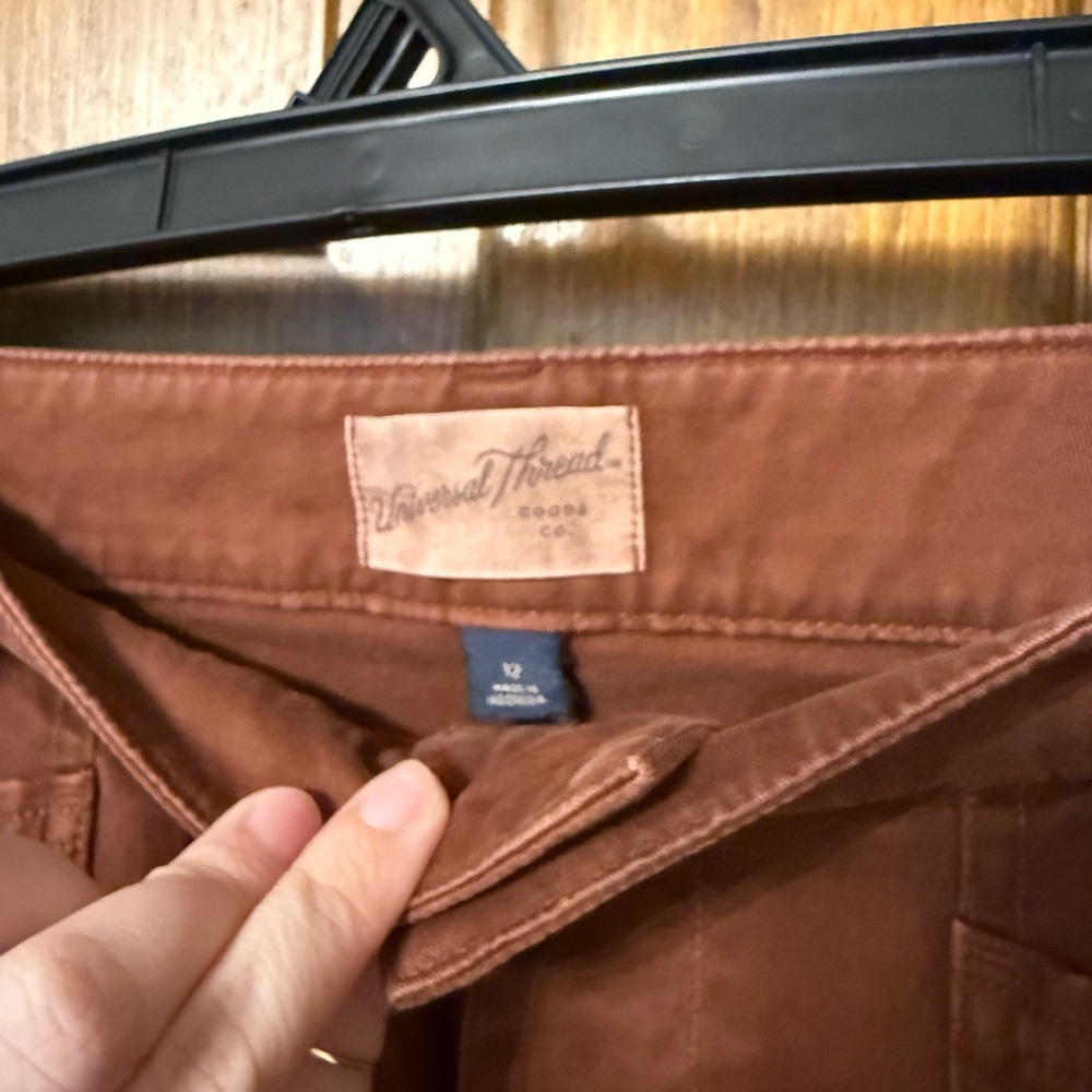 Universal Thread Women's Cropped Brown Straight P… - image 4